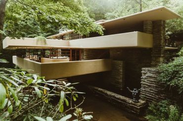 Frank Lloyd Wright: The Evolution of Architecture