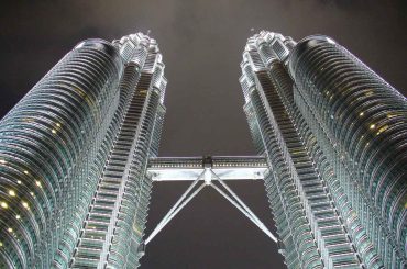 Petronas Tower: the blue-painted rainbow