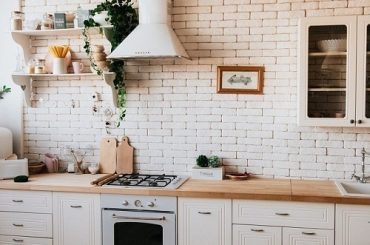 Gorgeous kitchen interior ideas to overhaul your cooking space