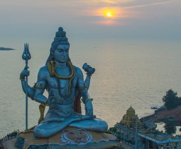 Explore the rich history of Vaitheeswaran Koil Temple in Tamil Nadu, India