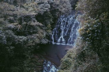 Discover the majestic beauty of Elephant Falls: a must-visit destination